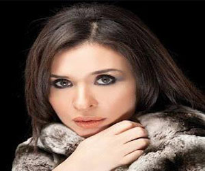   مصر اليوم - الفنَّانة دينا لـ مصر اليوم: لن أتنازل عن محضر سرقة مجوهراتي ضد خادمي